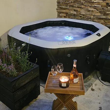 Boutique Wine Rezidence بيت ضيافة 3*